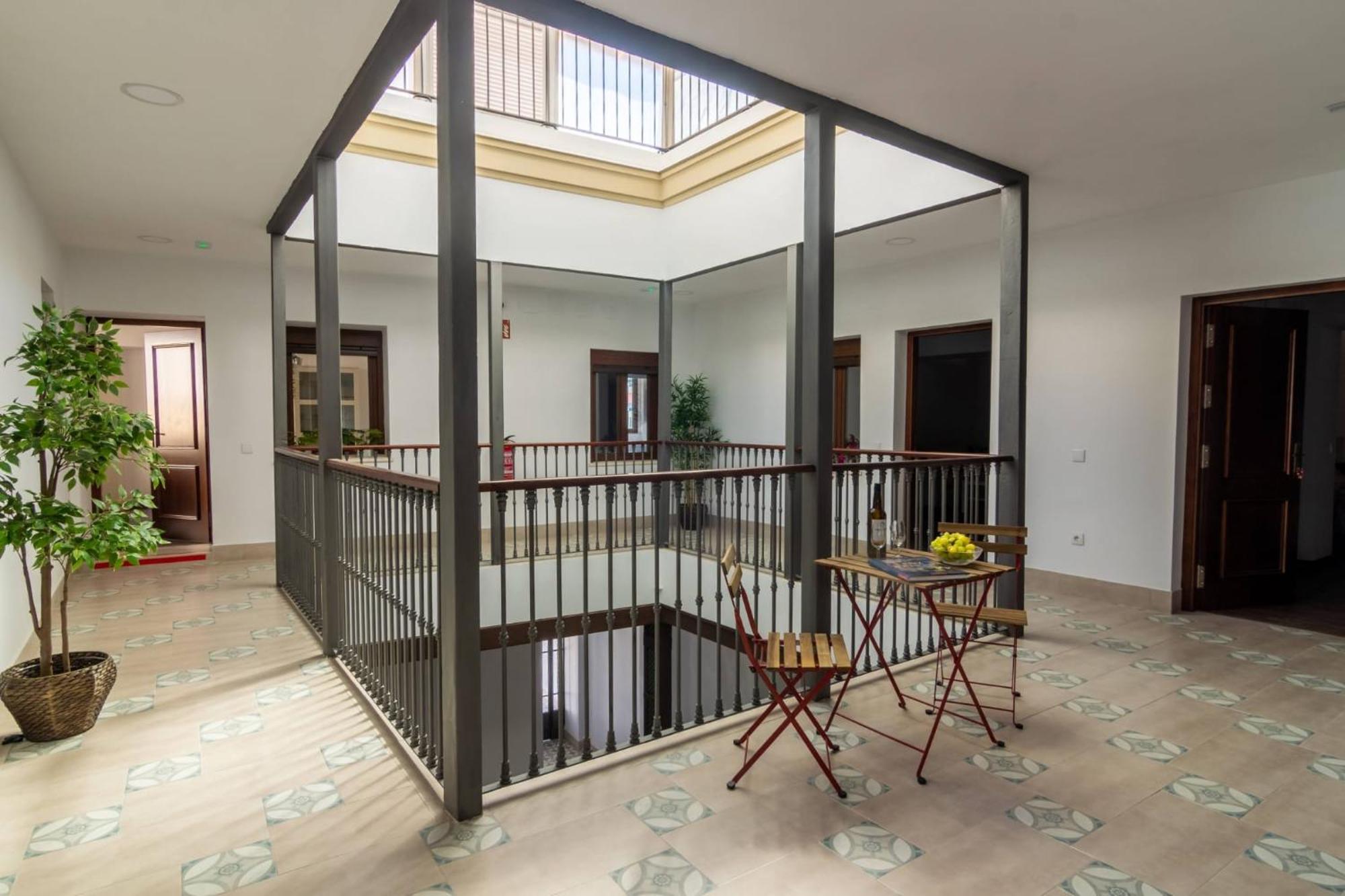 Apartamentos Turisticos Mamelon Jerez de la Frontera Dış mekan fotoğraf