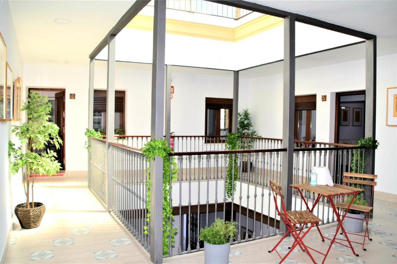 Apartamentos Turisticos Mamelon Jerez de la Frontera Dış mekan fotoğraf