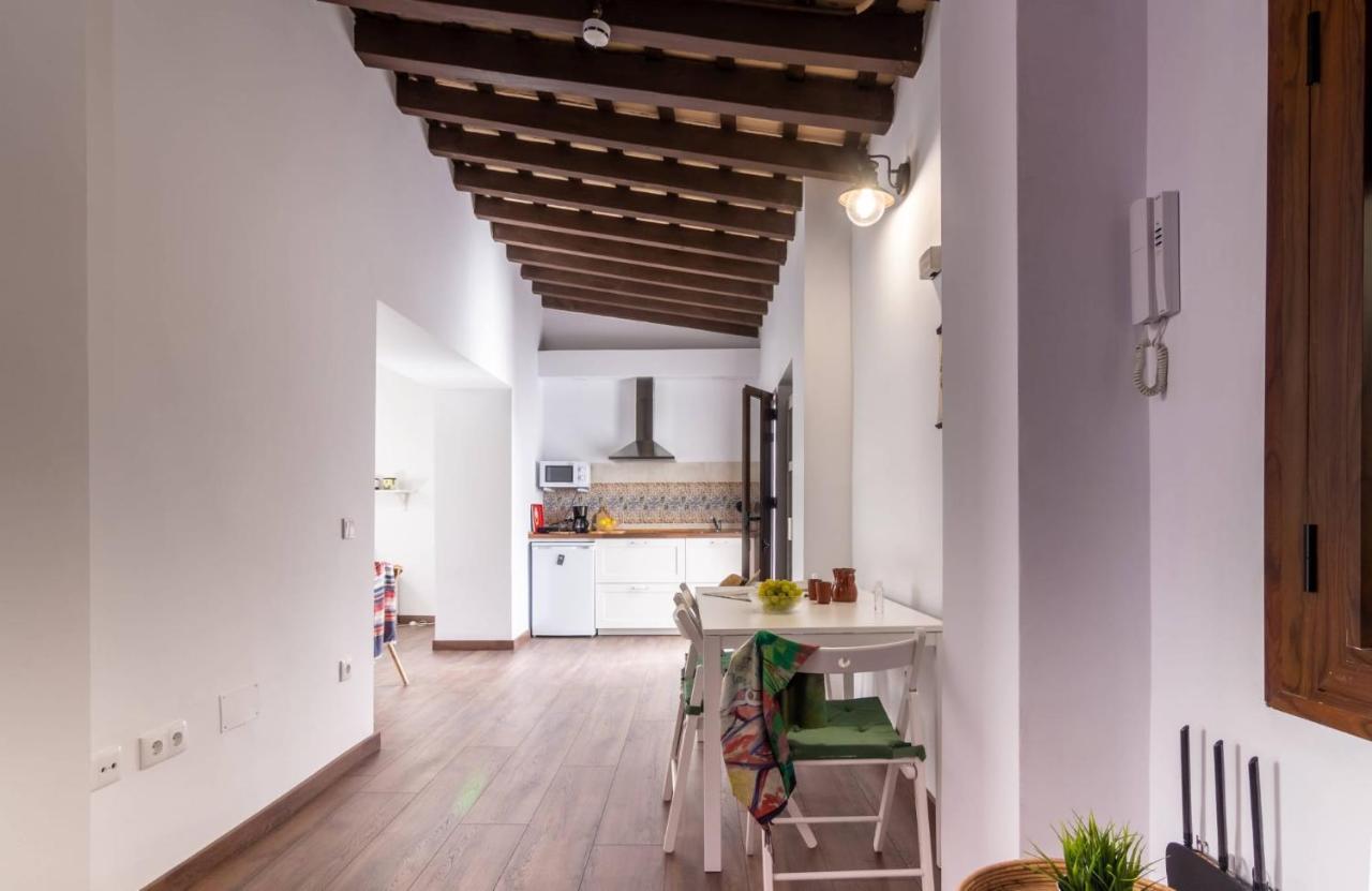 Apartamentos Turisticos Mamelon Jerez de la Frontera Dış mekan fotoğraf
