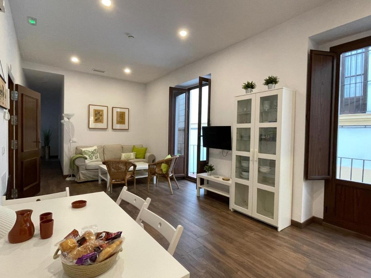 Apartamentos Turisticos Mamelon Jerez de la Frontera Dış mekan fotoğraf