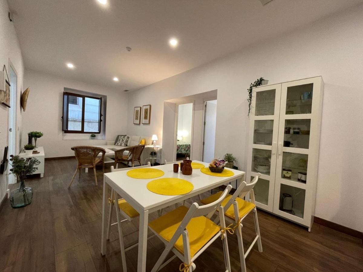Apartamentos Turisticos Mamelon Jerez de la Frontera Dış mekan fotoğraf