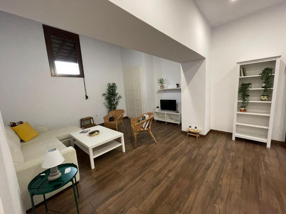 Apartamentos Turisticos Mamelon Jerez de la Frontera Dış mekan fotoğraf