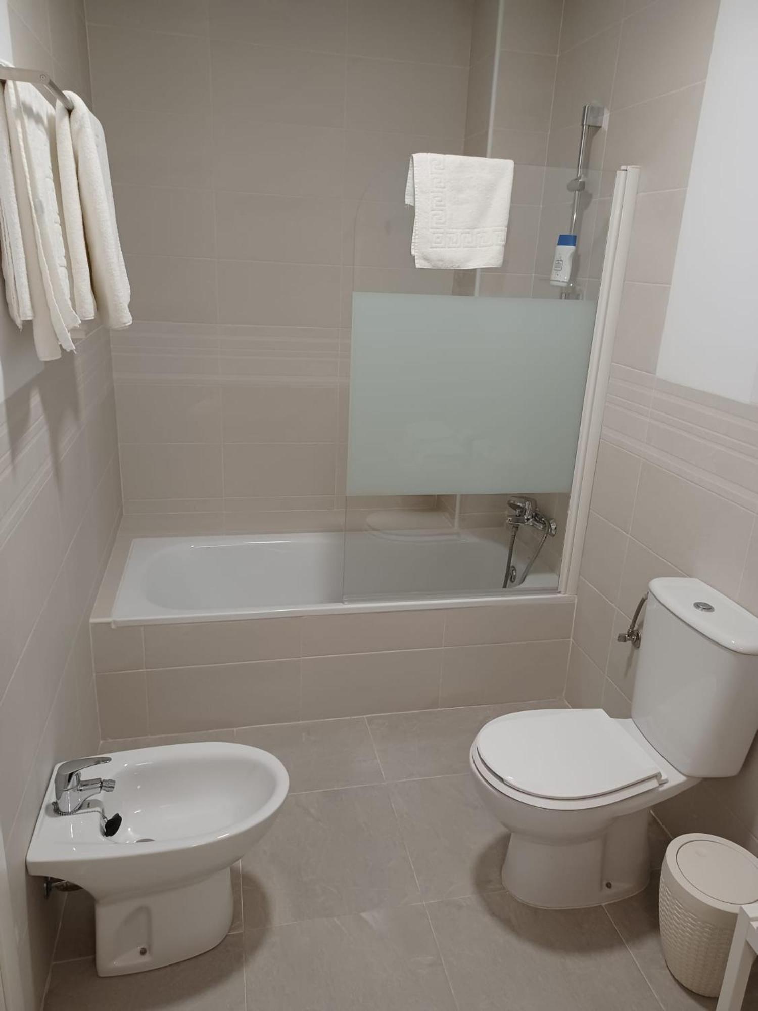 Apartamentos Turisticos Mamelon Jerez de la Frontera Oda fotoğraf